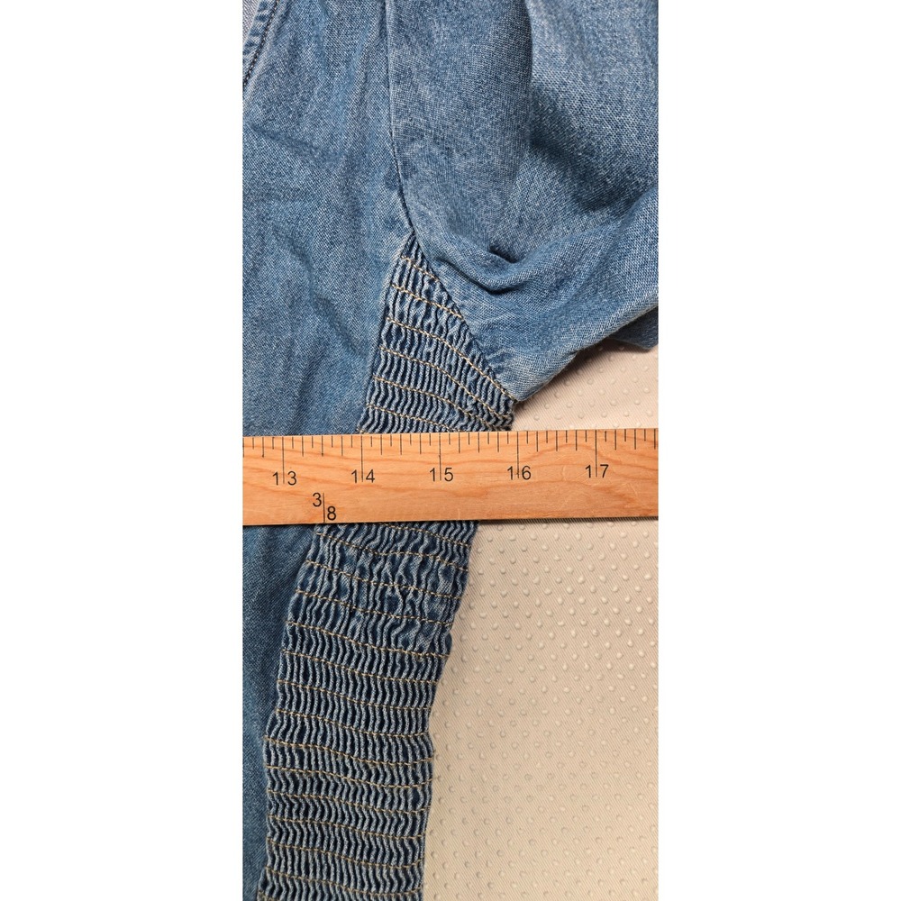 Levis Womens Blue Denim Square Neck Slim Fit Top Smocked Sides Size S NWT - Picture 7 of 10